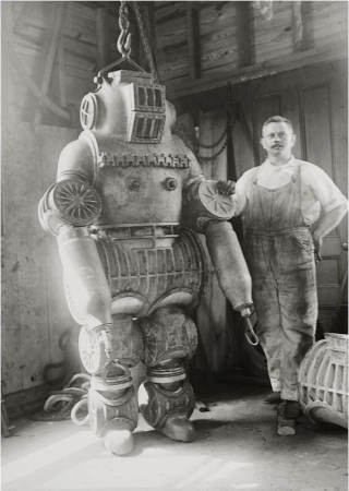 Illustration for article titled The Strange and Wonderful History of Diving Suits, From 1715 to Today